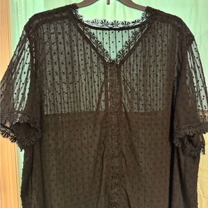 Elegant Black Lace Trim Women's Top
